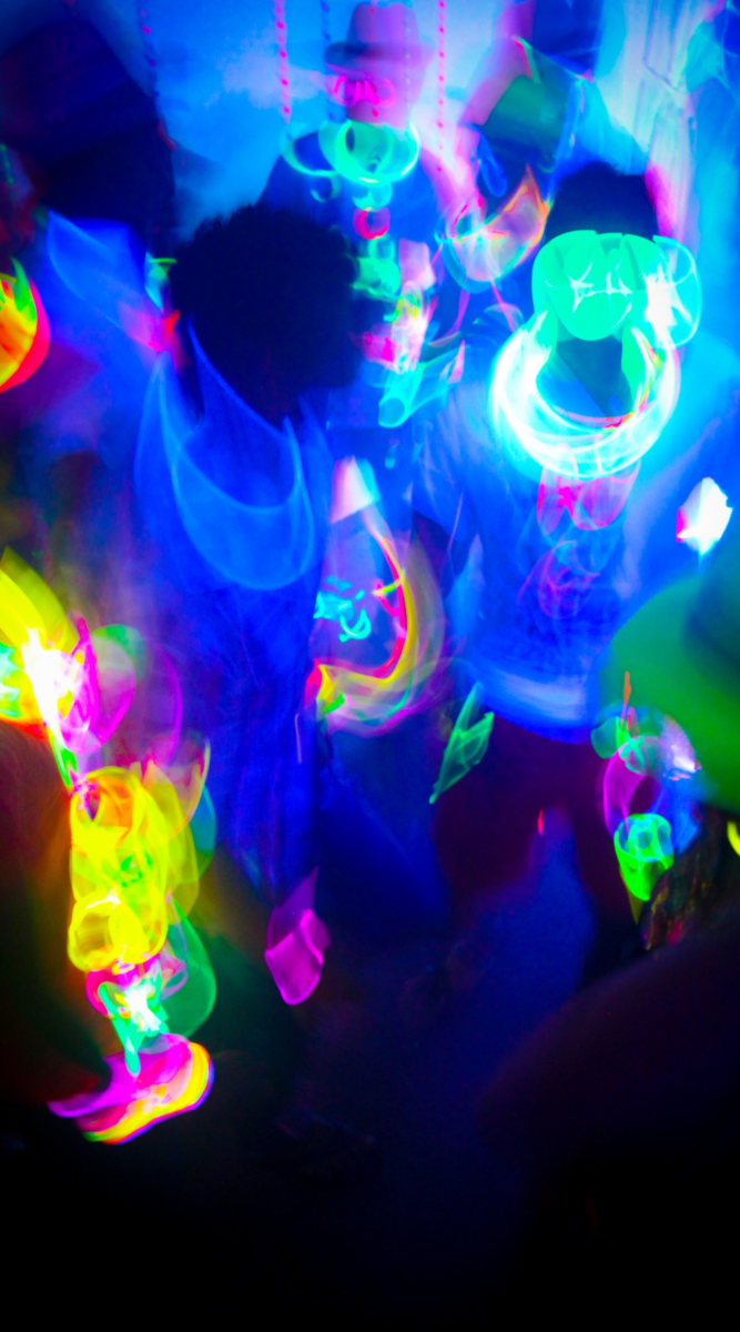 25 Fun and Creative New Year’s Party Ideas for 2025