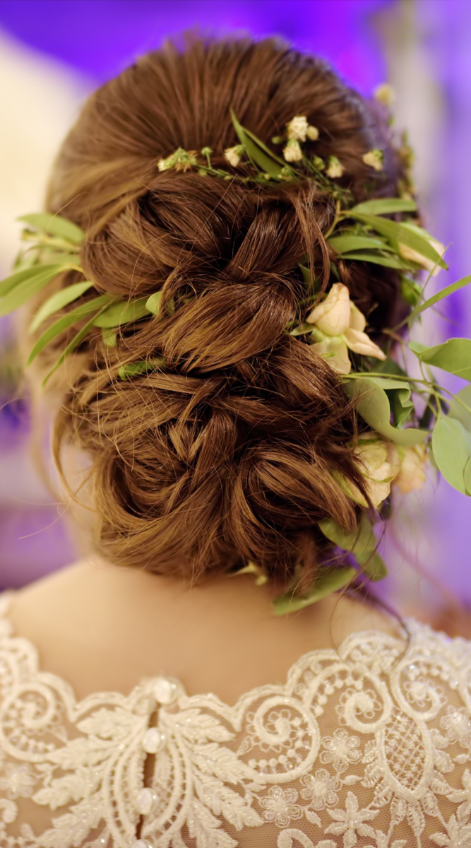 20 Stunning  Graduation Hairstyles